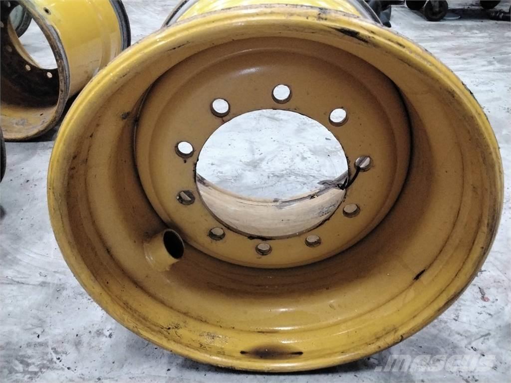 Rottne H11 20x24,5 Däck, hjul och fälgar