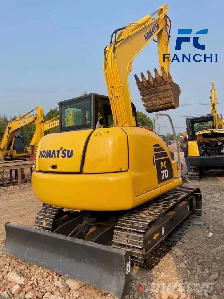 Komatsu PC 70 Midigrävmaskiner 7t - 12t