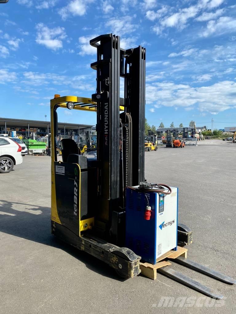 Hyundai 16BRJ-9 Skjutstativtruck