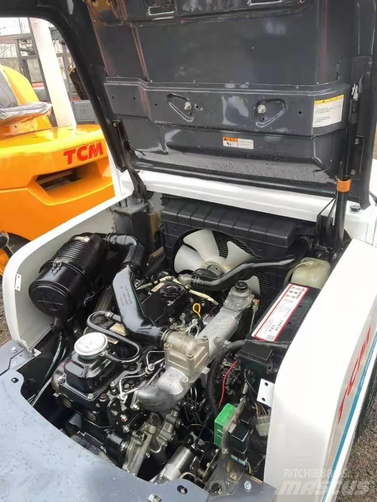 TCM FD 30 Dieselmotviktstruckar