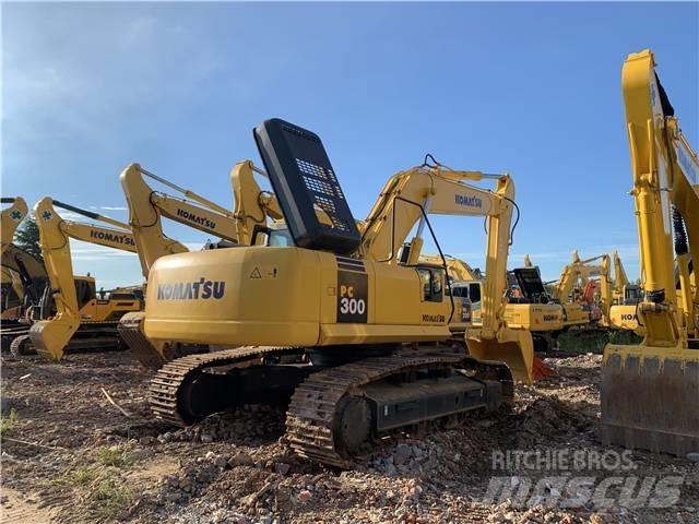 Komatsu PC 300 Bandgrävare