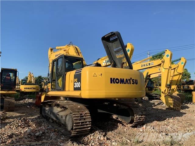 Komatsu PC 300 Bandgrävare