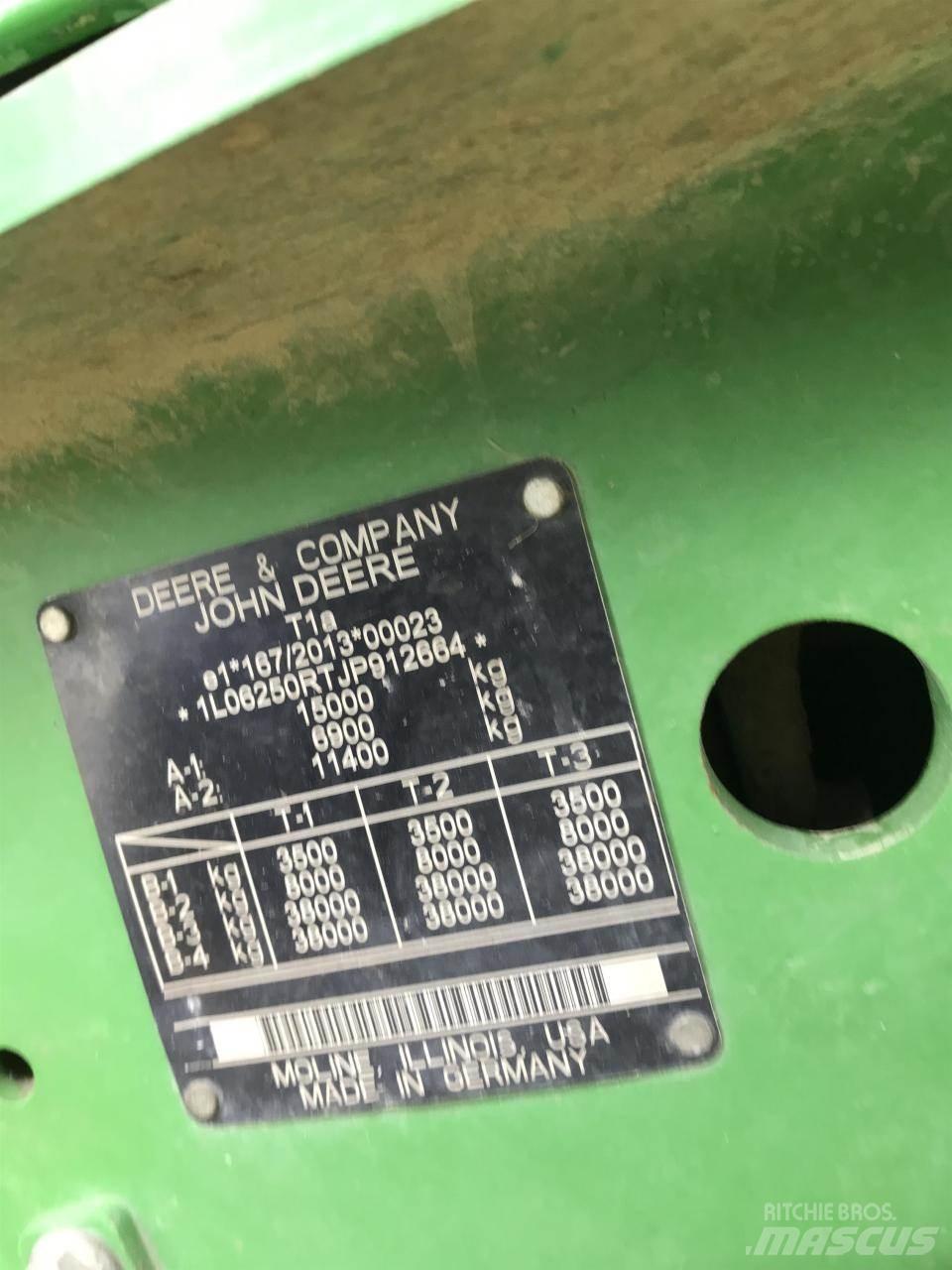John Deere 6250R Traktorer