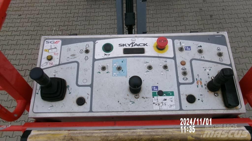 SkyJack SJ 51 AJ Bomliftar