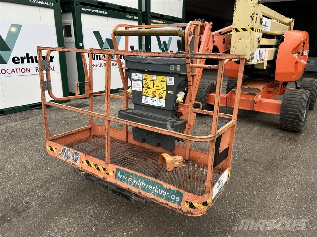 JLG 450AJ (3216) Bomliftar