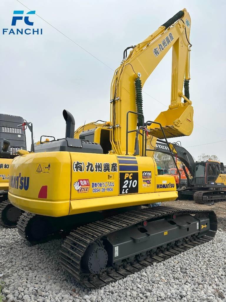 Komatsu PC 210-8 Bandgrävare