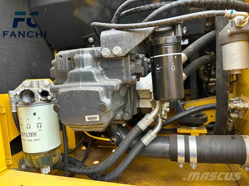Komatsu PC 210-8 Bandgrävare