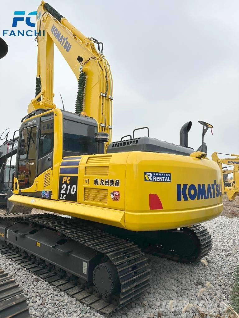 Komatsu PC 210-8 Bandgrävare