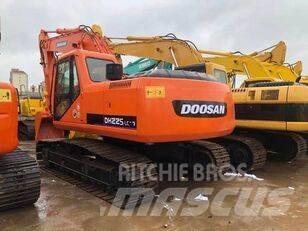 Doosan DH 225 Bandgrävare