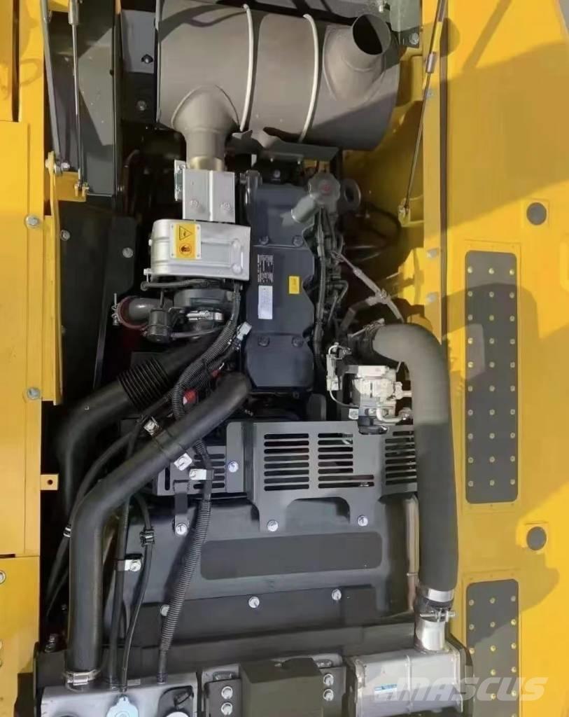 Komatsu PC 200-8 Bandgrävare