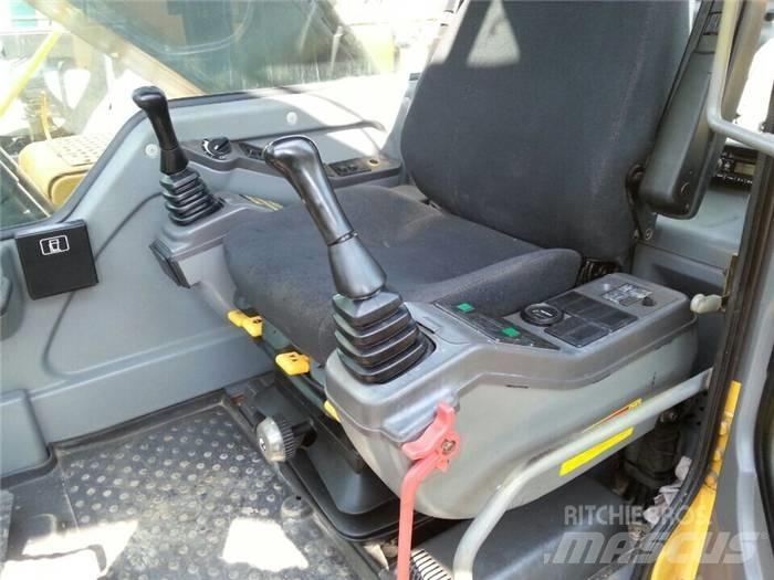 Volvo EC 240 B LC Bandgrävare