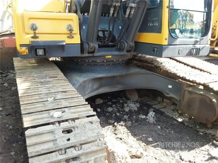 Volvo EC 240 B LC Bandgrävare