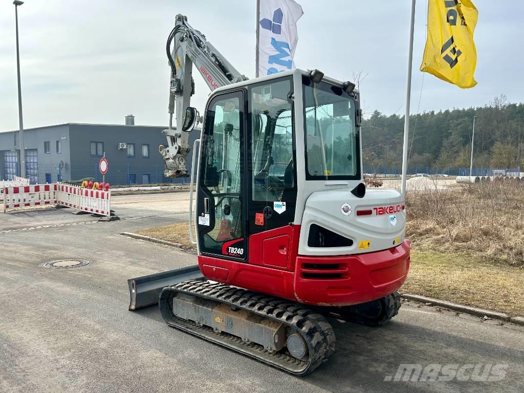 Takeuchi TB 240 Minigrävare < 7t