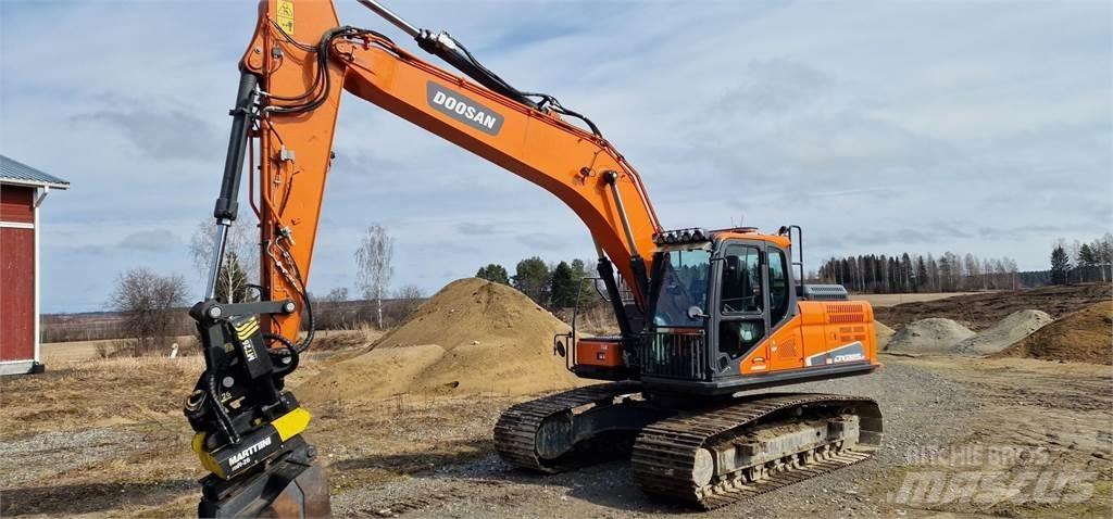 Doosan DX 225 LC-5 Bandgrävare