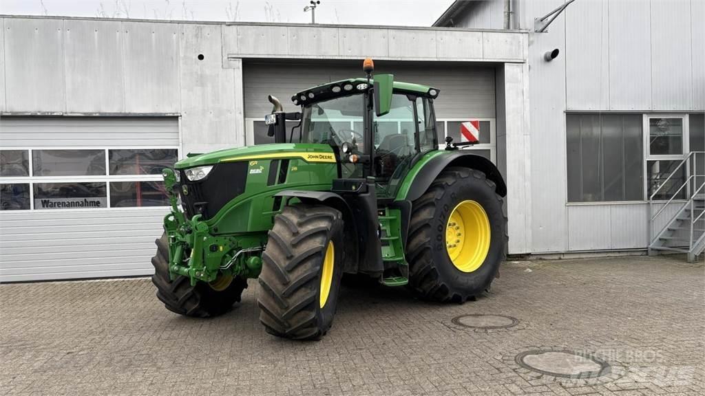 John Deere 6R215 Traktorer