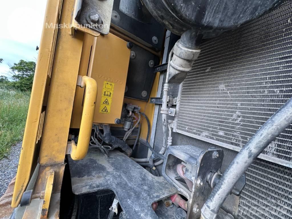 Volvo ECR 305 C L Bandgrävare