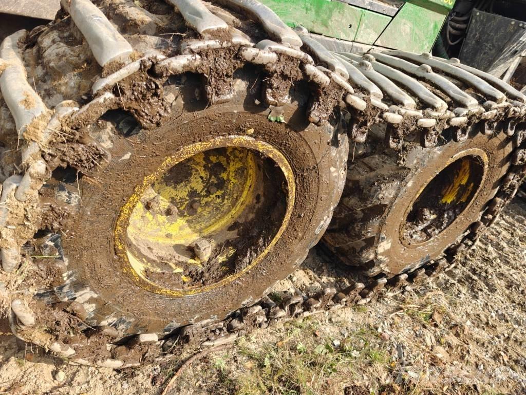 John Deere 1010 G Skotare