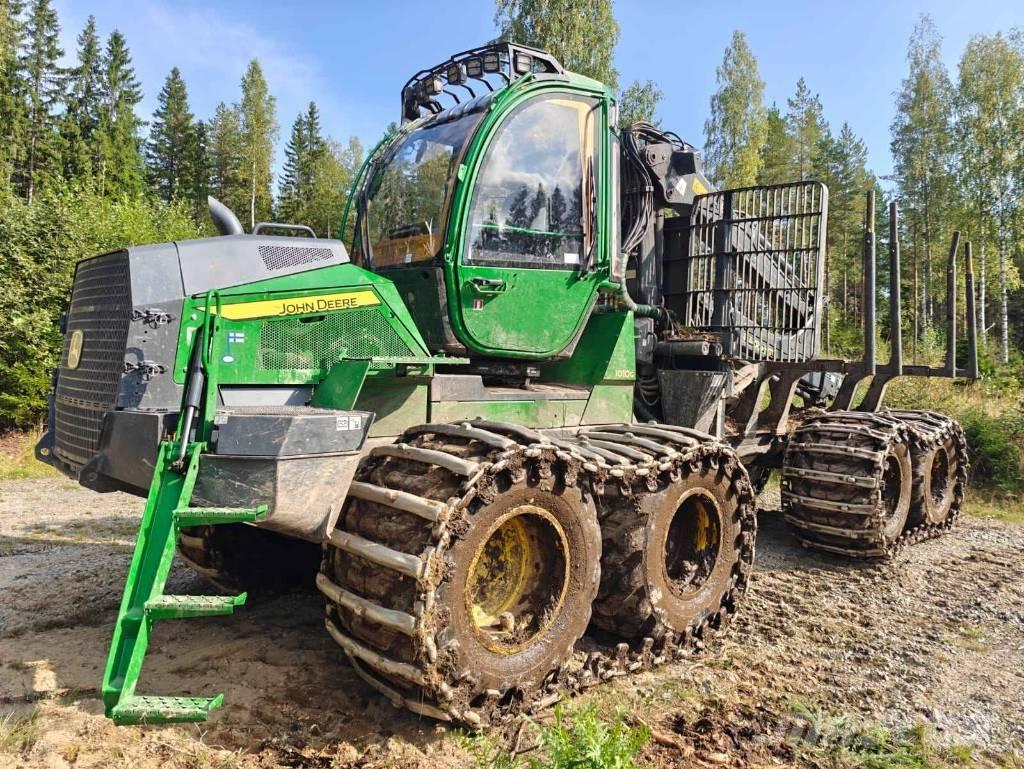 John Deere 1010 G Skotare