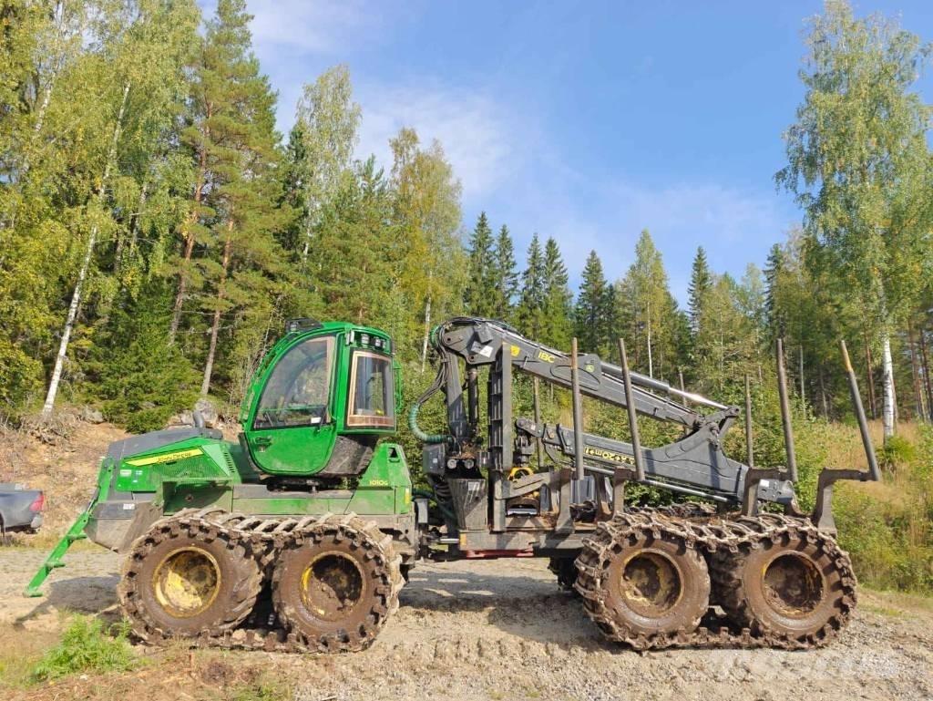 John Deere 1010 G Skotare