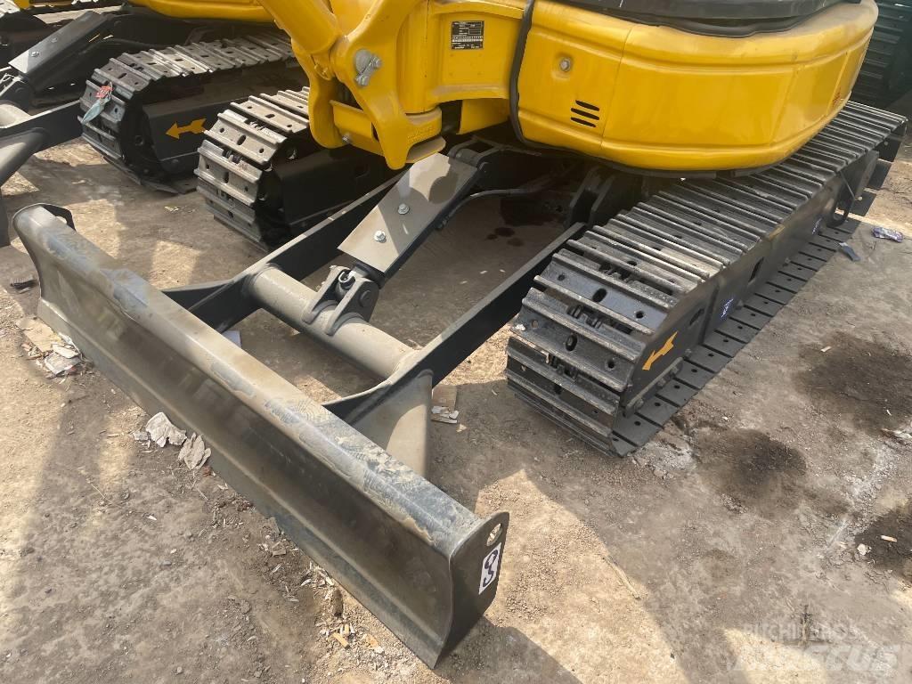 Komatsu PC 30 Minigrävare < 7t