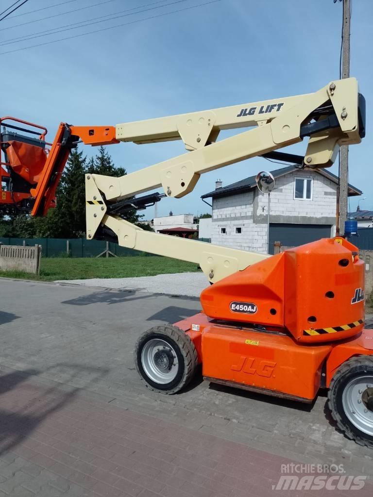 JLG E 450 AJ Bomliftar