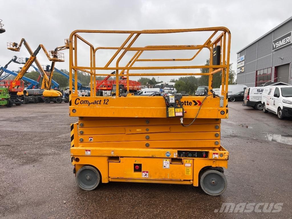 Haulotte Compact 12 Saxliftar
