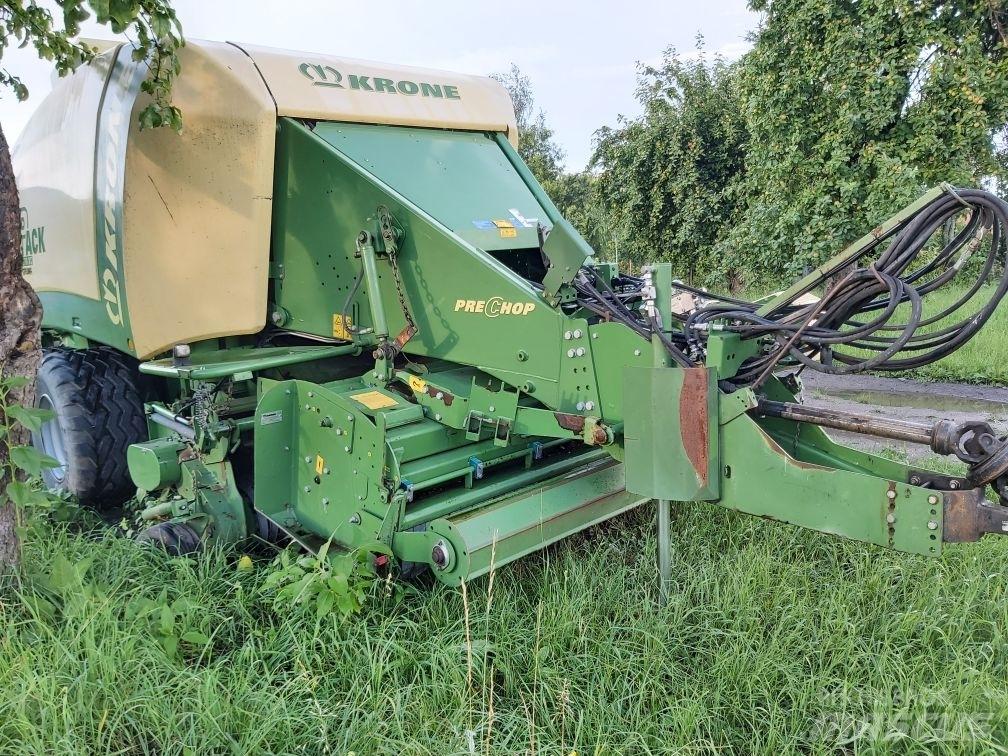 Krone Big Pack 12070 Fyrkantspressar