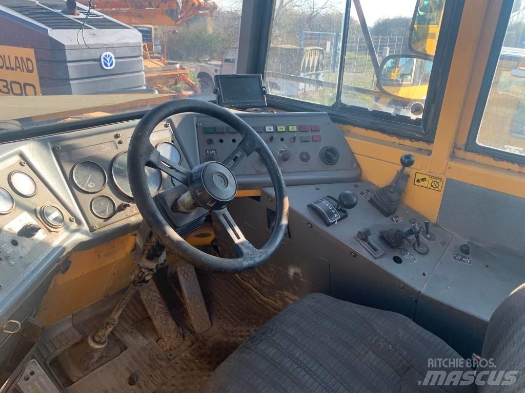 Volvo A 25 C Midjestyrd dumper