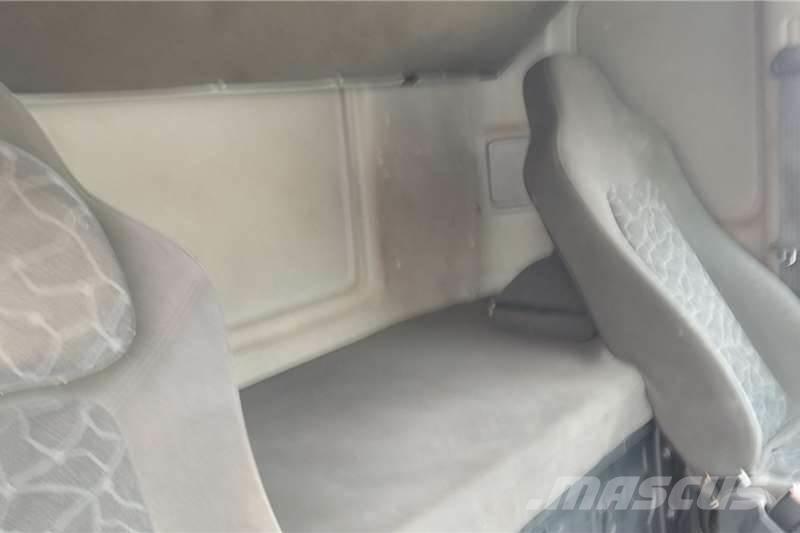 Daewoo KL3TX Övriga bilar