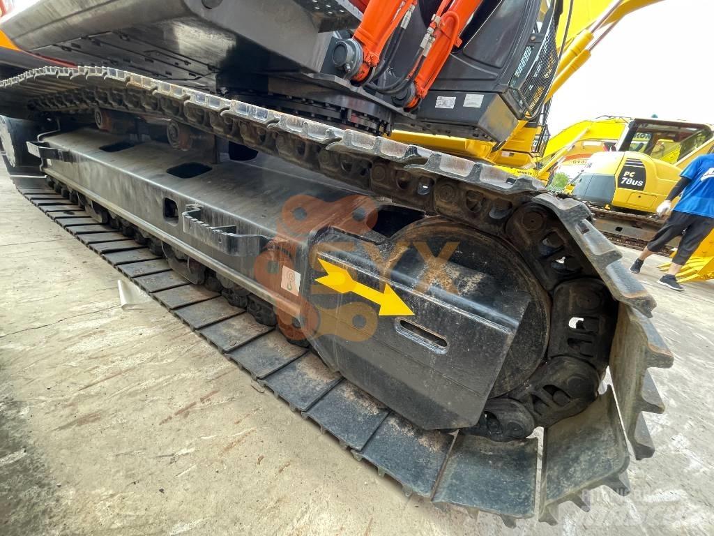 Hitachi ZX 240 Bandgrävare