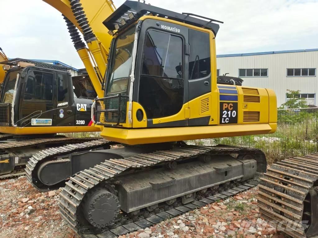Komatsu PC 210 Bandgrävare