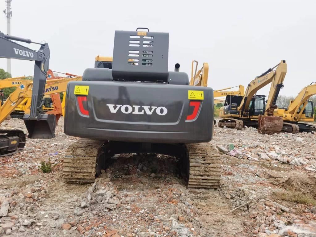 Volvo EC210D Bandgrävare