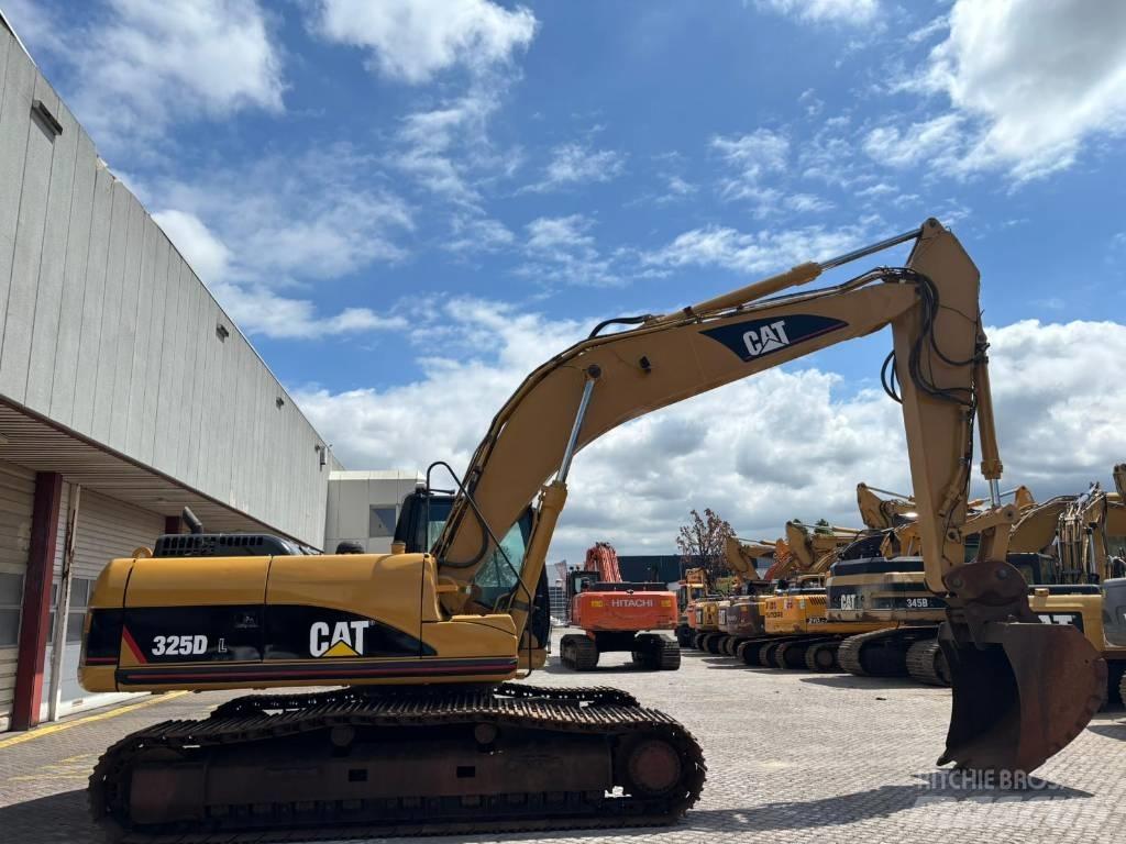 CAT 325 D L Bandgrävare