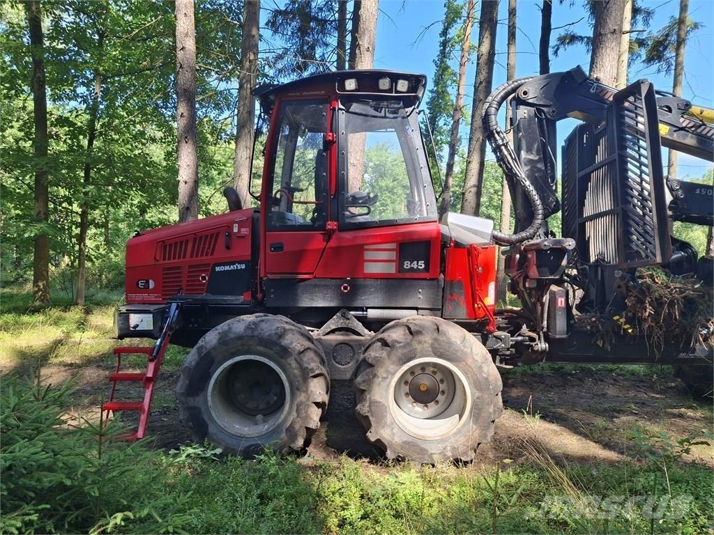 Komatsu 845 Skotare