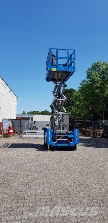 Genie GS3268RT Saxliftar