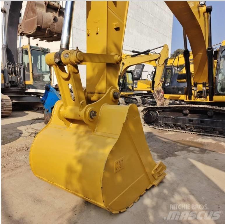 CAT 329 D Bandgrävare
