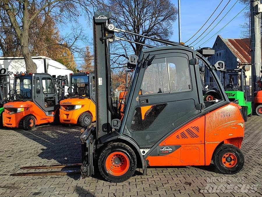 Linde H25T-02/600 Gasolmotviktstruckar