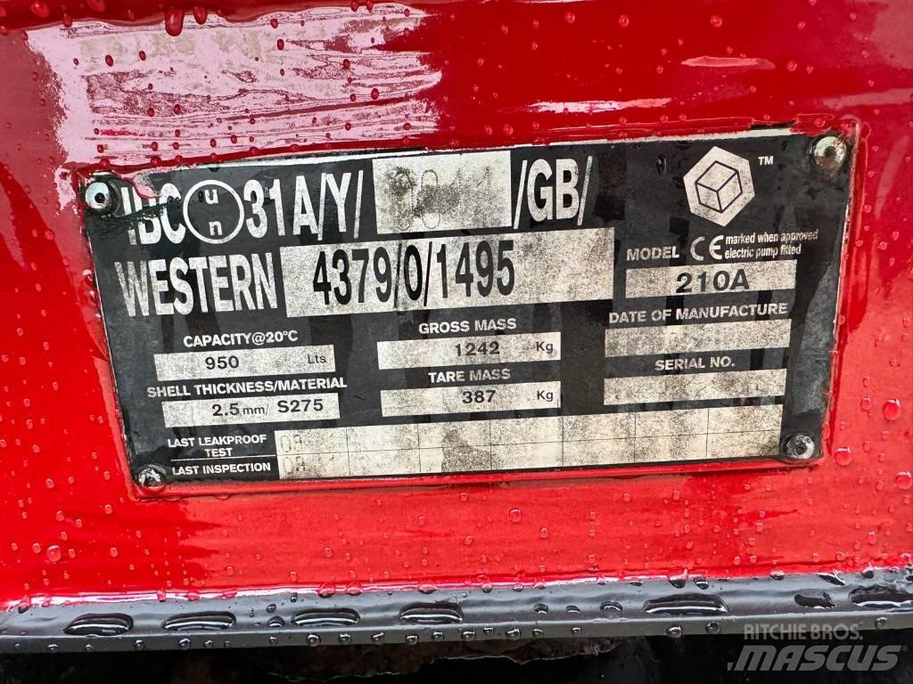 Western 950Litres Bränsle och tillsatstankar
