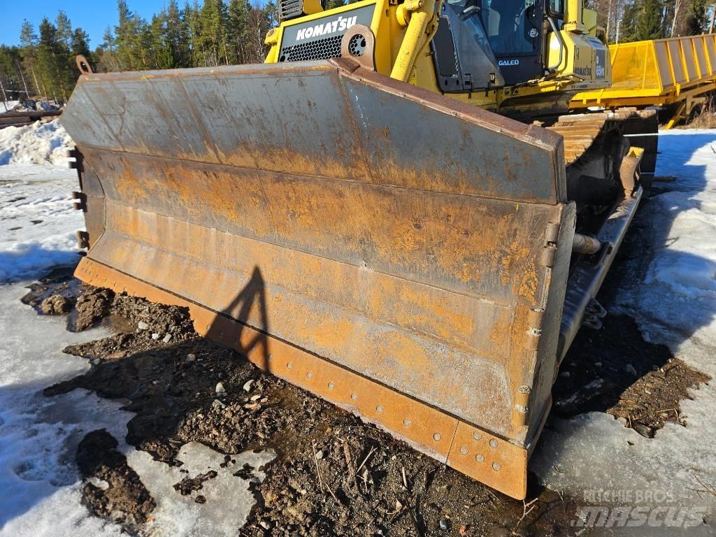 Komatsu D 65 PX Bandschaktare