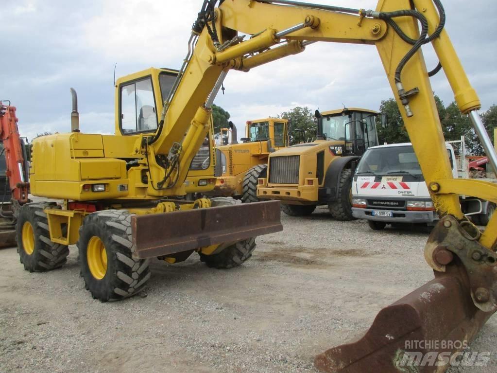 Komatsu PW 95 Midigrävmaskiner 7t - 12t