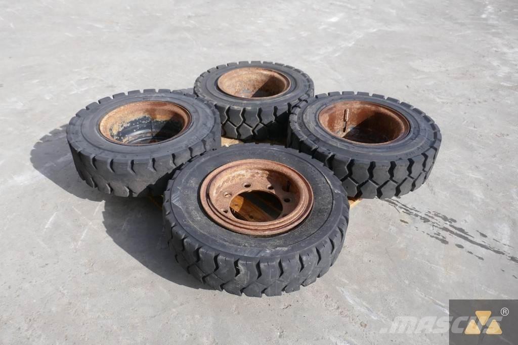 Trelleborg 7.50-15 Däck, hjul och fälgar