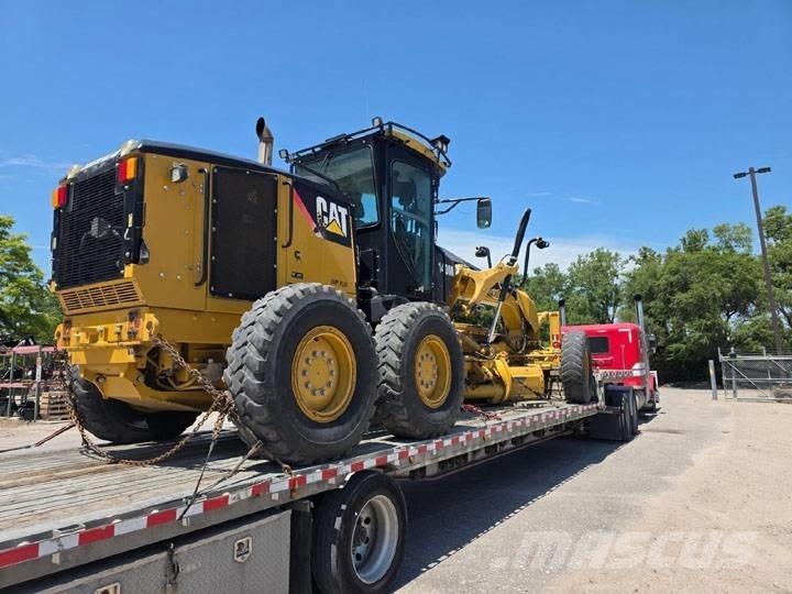 CAT 140 M Väghyvlar