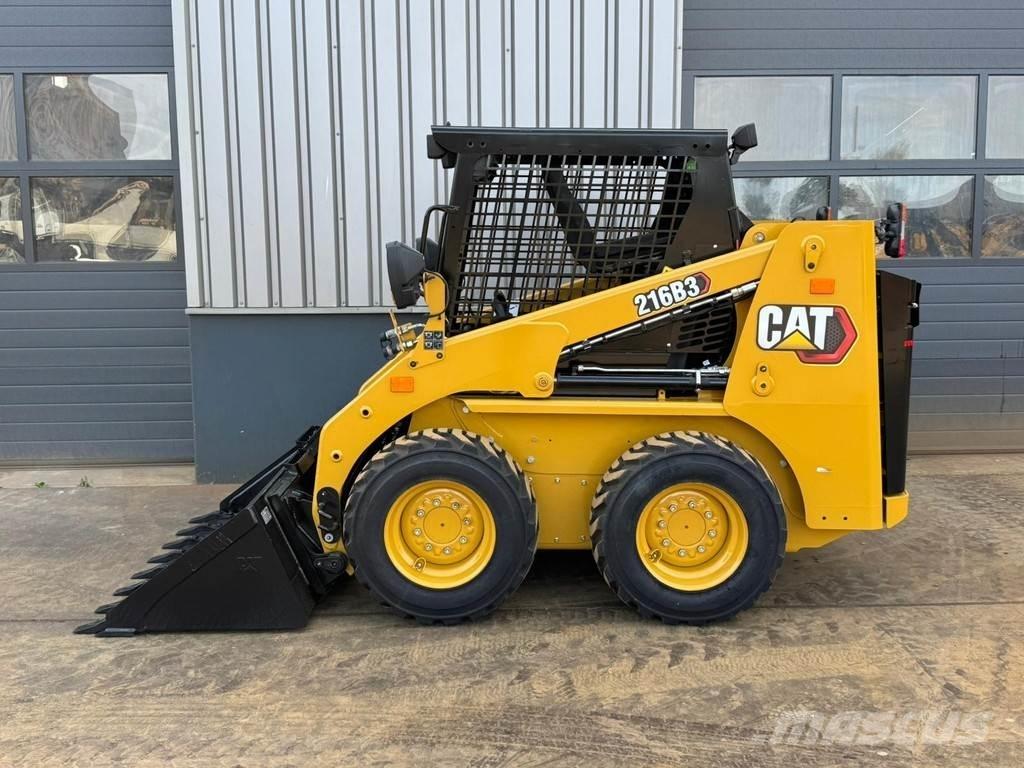 CAT 216B3 Hjullastare