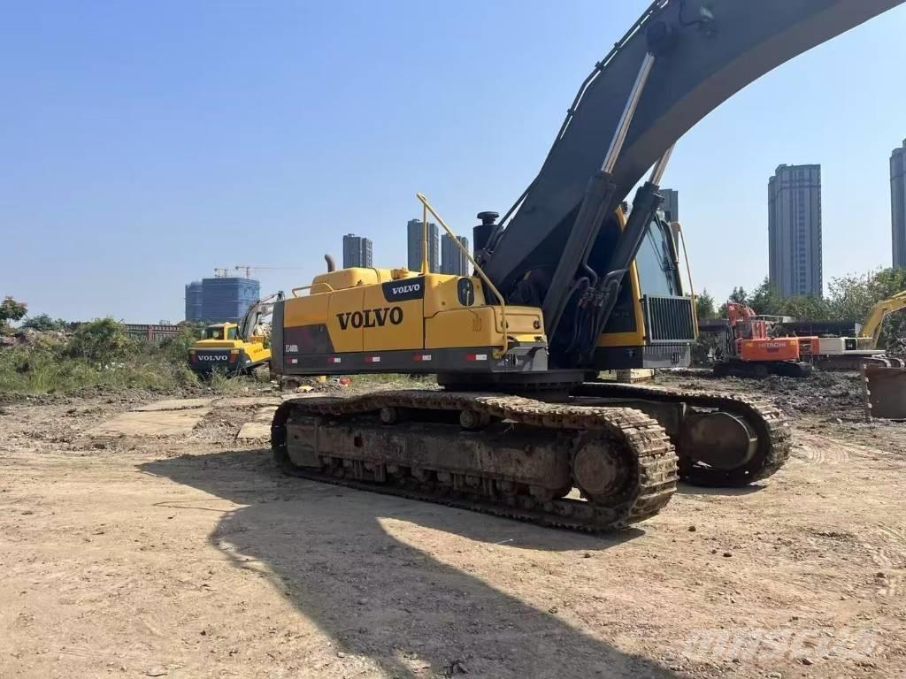 Volvo EC 460 B LC Bandgrävare