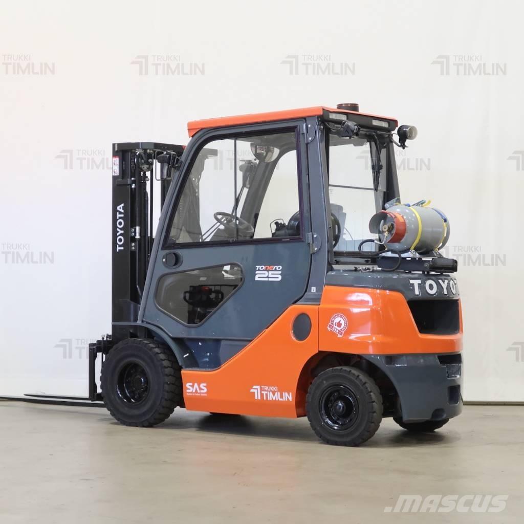 Toyota 02-8FGF25 Gasolmotviktstruckar