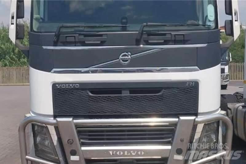 Volvo FH440 Övriga bilar