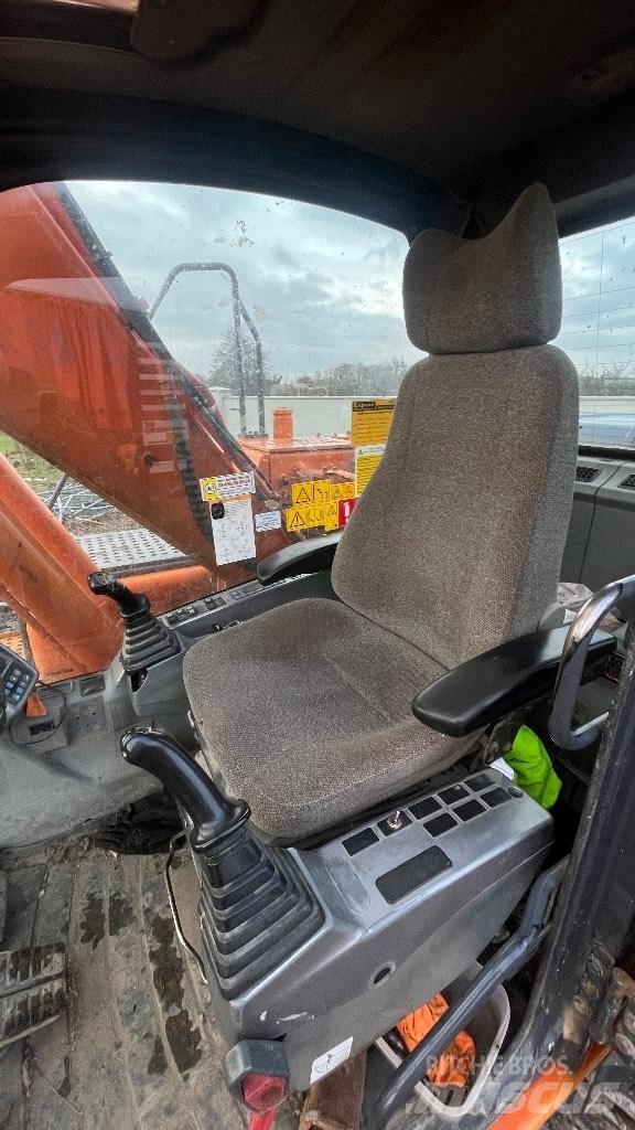 Doosan Dx140 Hjulgrävare