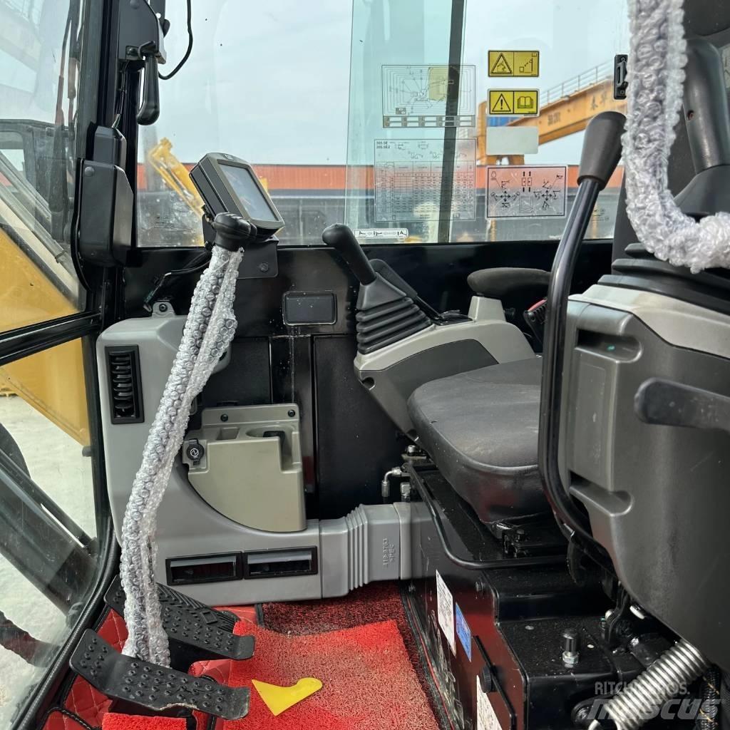 CAT 305.5 Minigrävare < 7t
