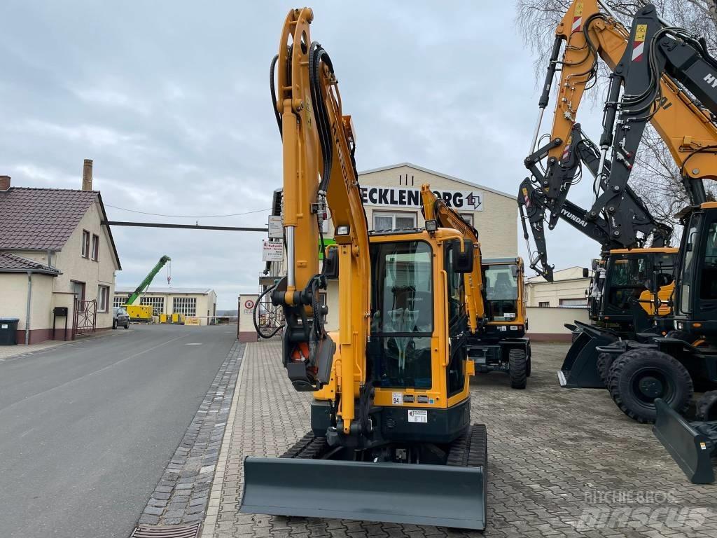 Hyundai R35Z-9A Minigrävare < 7t