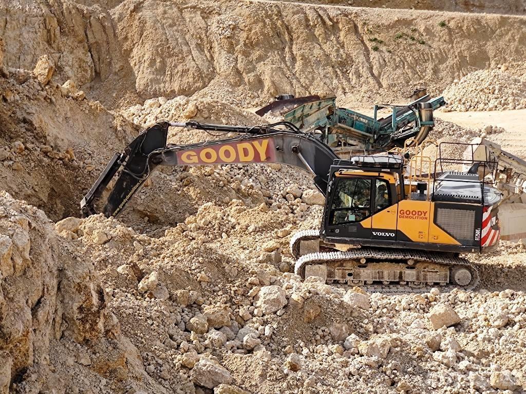 Volvo EC 250 EL Bandgrävare